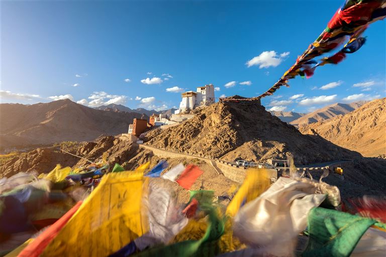 Ladakh - Höhepunkte im Himalaya @martinhosmart083/adobestock